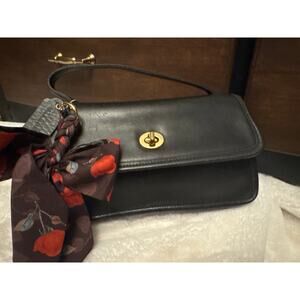 Rare Coach Black Geometric leather vintage handbag